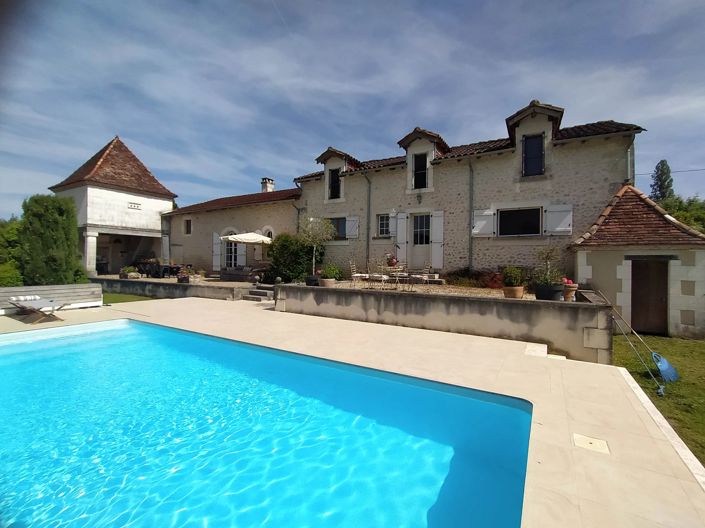 Image No.10-4 Bed House for sale