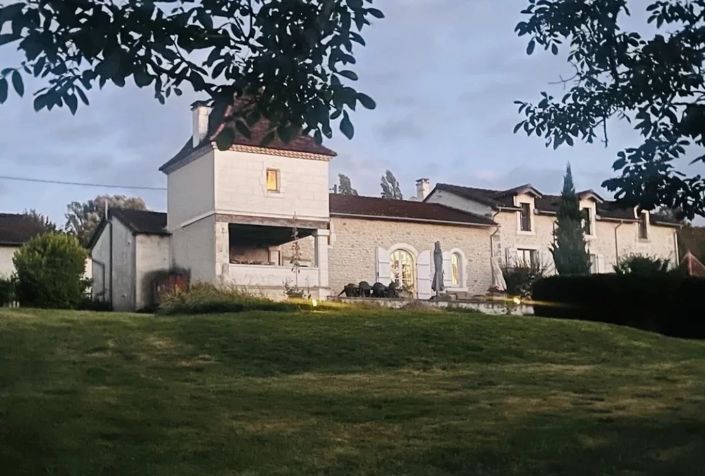 Image No.10-4 Bed House for sale