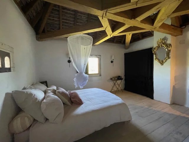 Image No.12-4 Bed House for sale