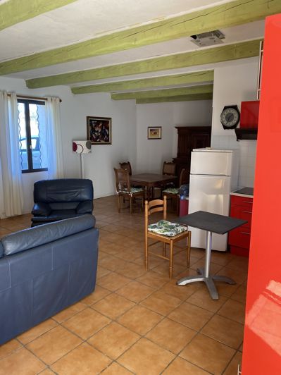 Image No.12-6 Bed House for sale