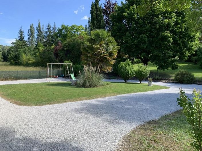 Image No.3-4 Bed House for sale