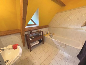 2a3a19aea0300a23bb8355ea98996dff24a1347e39201