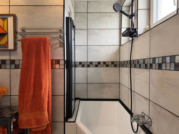 Image No.10-5 Bed House for sale