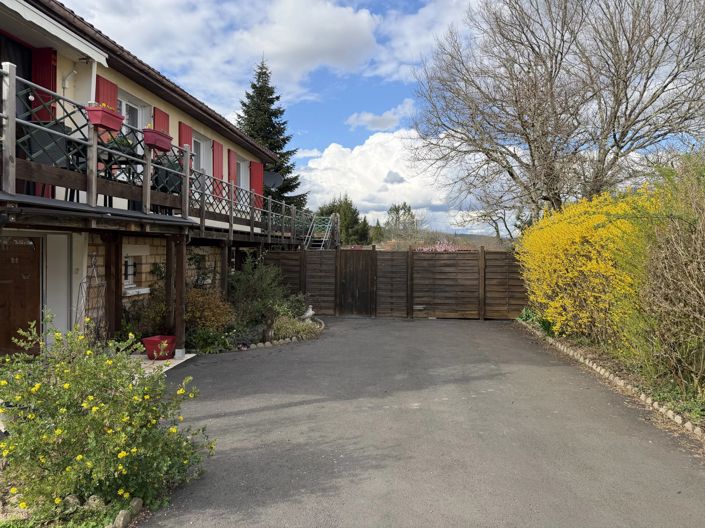 Image No.11-5 Bed House for sale