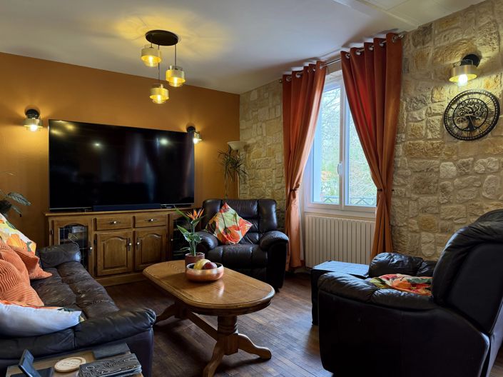 Image No.3-5 Bed House for sale