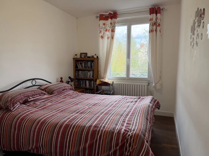 Image No.6-5 Bed House for sale