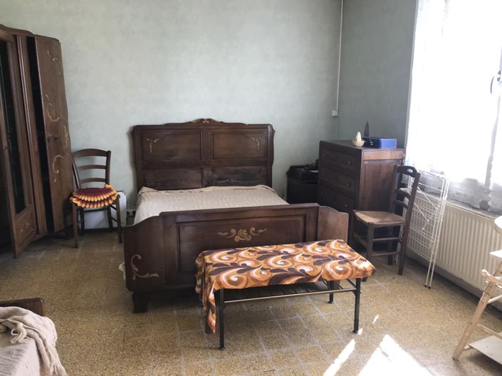 Image No.5-2 Bed House for sale