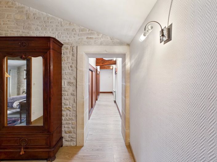 Image No.15-4 Bed House for sale