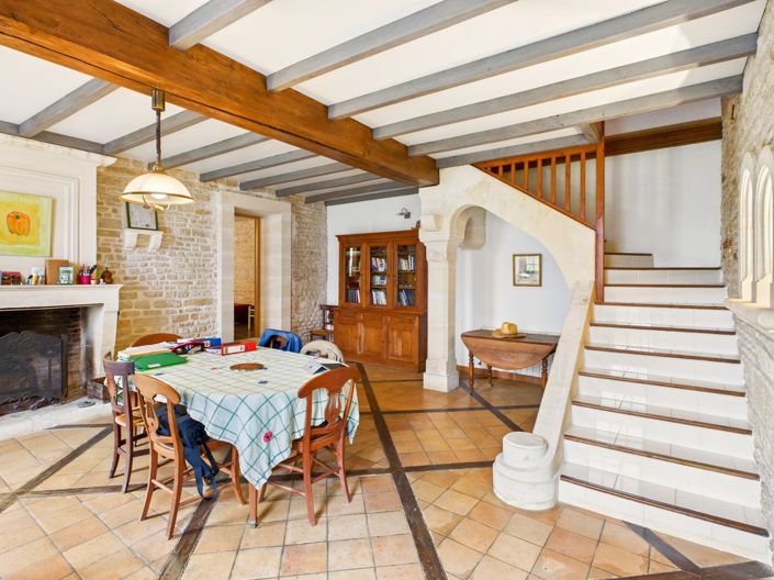 Image No.3-4 Bed House for sale