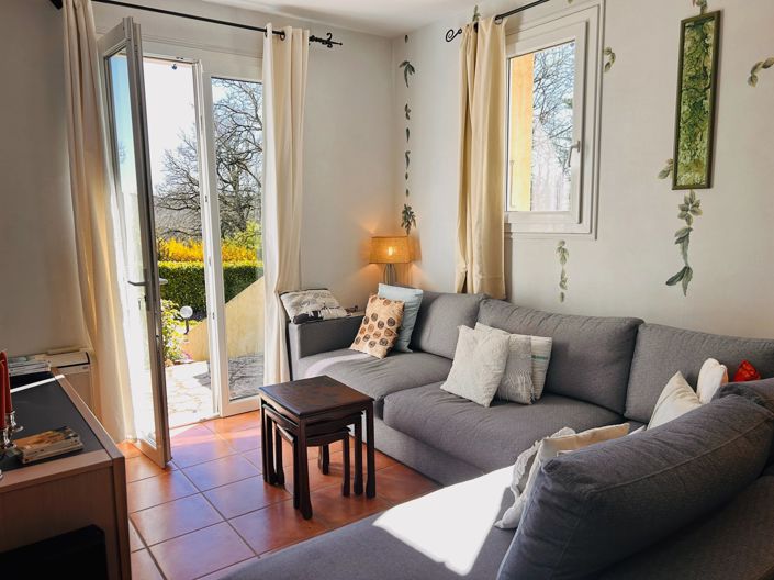 Image No.3-5 Bed House for sale