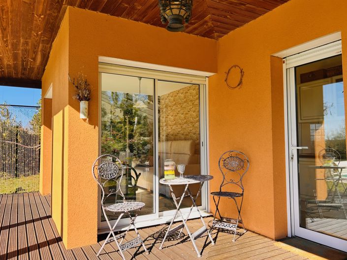 Image No.9-5 Bed House for sale