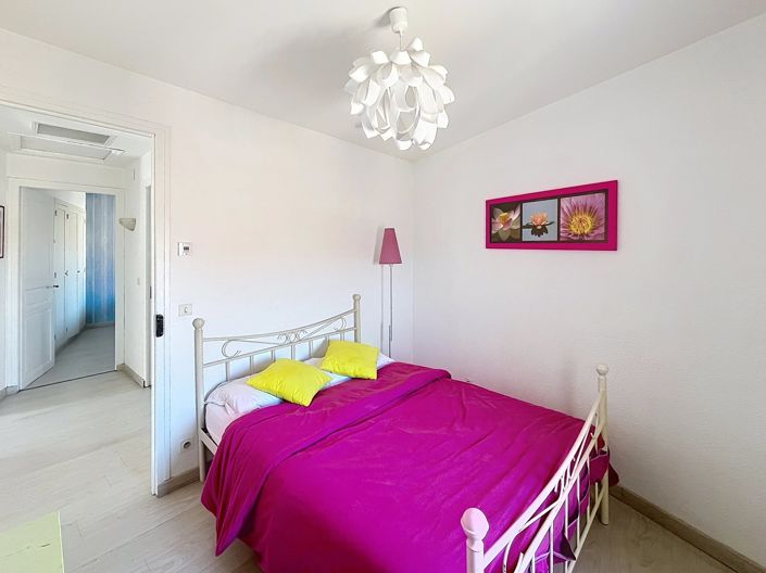 Image No.10-4 Bed Village House for sale