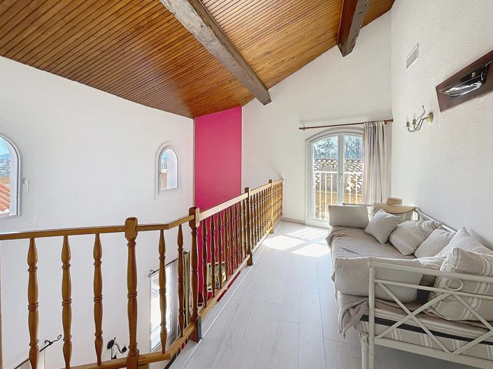 Image No.9-4 Bed Village House for sale