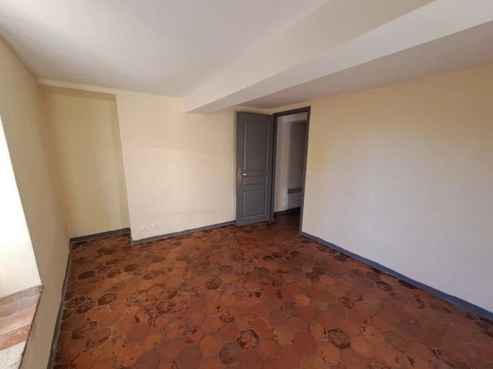 Image No.14-5 Bed House for sale