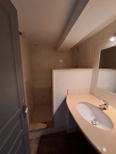 Image No.15-5 Bed House for sale