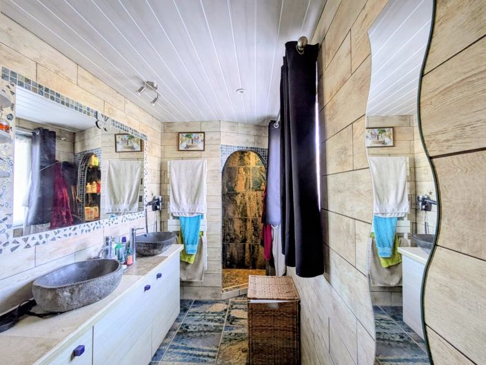 Image No.13-5 Bed House for sale