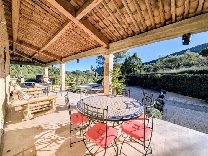 Image No.2-5 Bed House for sale