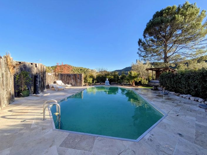 Image No.3-5 Bed House for sale