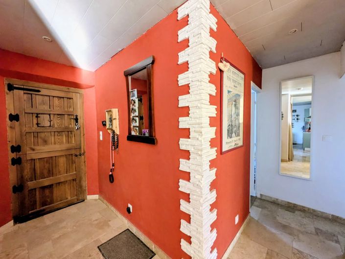 Image No.5-5 Bed House for sale