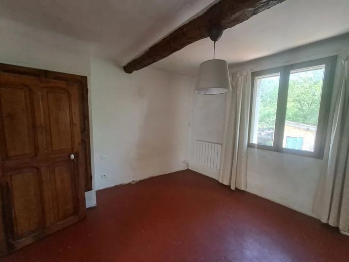 Image No.10-6 Bed House for sale