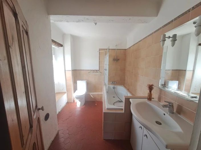 Image No.11-6 Bed House for sale