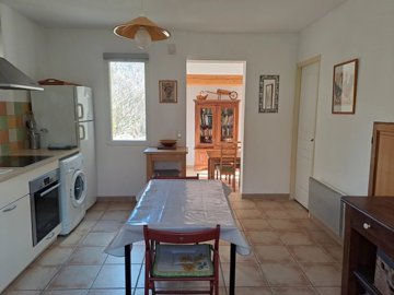 923df7b7af61ef3570474753a48a002d1542a356b9192