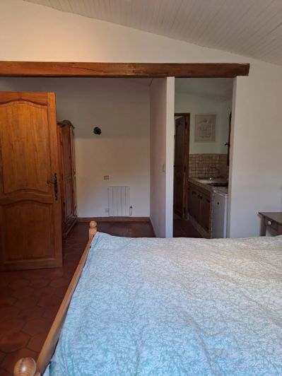 Image No.12-10 Bed House for sale