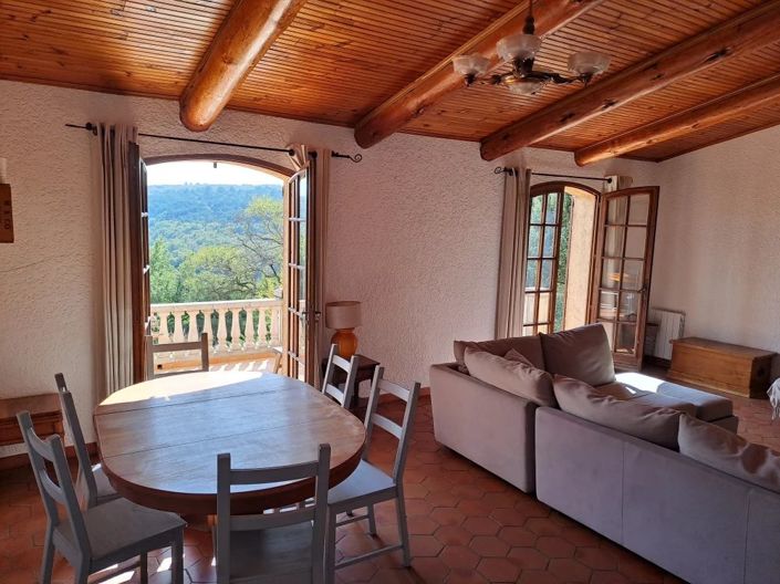 Image No.8-10 Bed House for sale