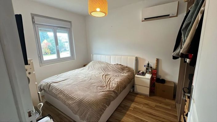 Image No.9-3 Bed House for sale