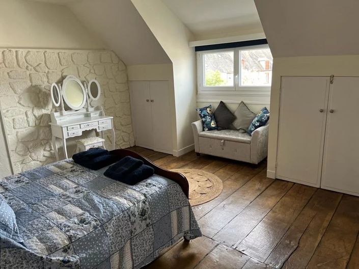 Image No.12-6 Bed House for sale