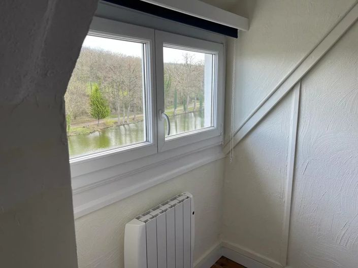 Image No.14-6 Bed House for sale