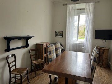 e7ab045c06f34a29ba4f09bec1548e7cfc265749b2403