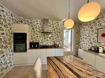 a888e2939c606d1bb8a22bca4850ad03fa6c01dbe5403