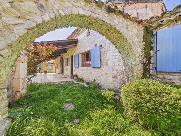 c2503b09567f3d62678c5b15060de1e4a35d411857200