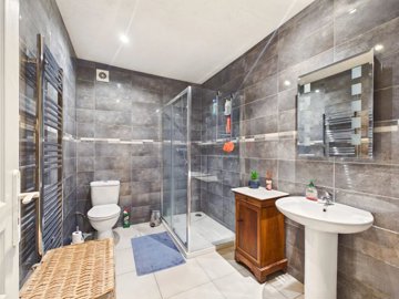 719b71226ec15d4ae1411c18102827e3016cf70774200