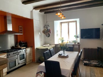 2ee3fec00304e27b2e92d419b7e2f2acc839244073403