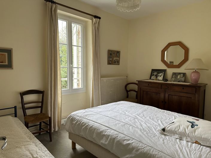 Image No.10-4 Bed House for sale