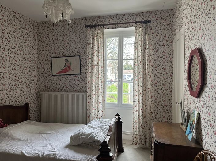 Image No.12-4 Bed House for sale