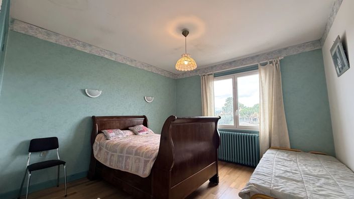 Image No.12-3 Bed House for sale