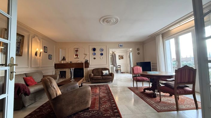 Image No.14-3 Bed House for sale