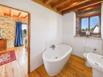 b446aebfc0c4627142ba6702569ec479a127f01060200