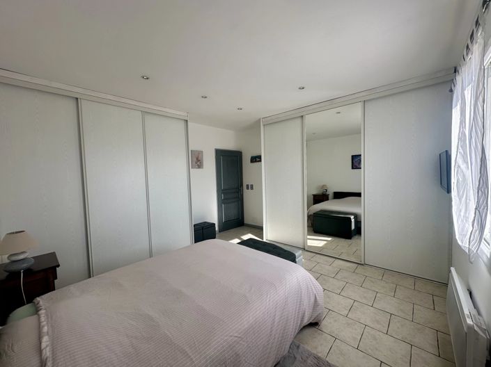 Image No.7-3 Bed Village House for sale