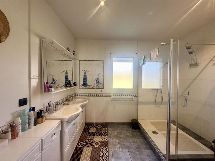 Image No.9-3 Bed Village House for sale