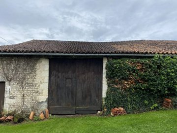 1321feceeab751e33f685b071294bc8736fcf04ce6192