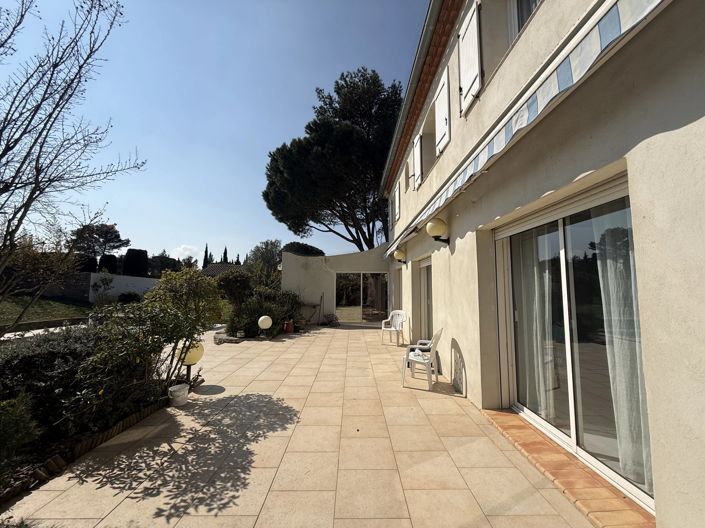 Image No.14-4 Bed House for sale