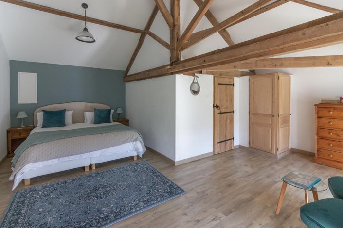 Image No.12-8 Bed House for sale