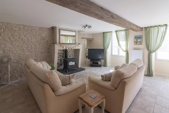 Image No.14-8 Bed House for sale