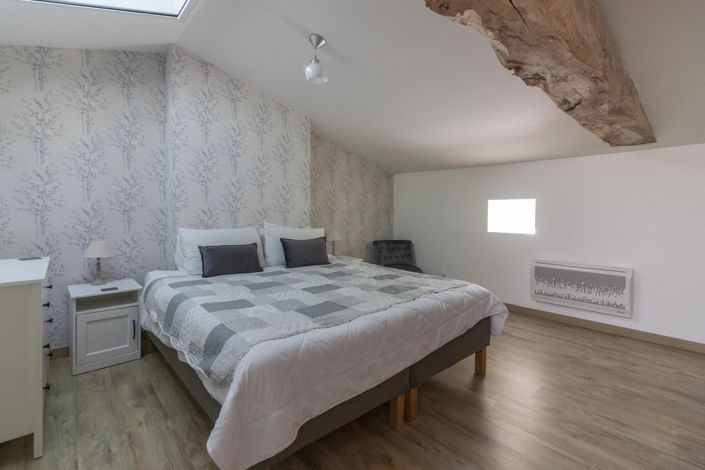 Image No.15-8 Bed House for sale