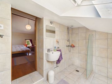 6e96136f8caec26f30c20ff905d8841cd2b7e5d7c2200