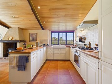 f115cc582251d2d131feb38d5f633833e0c124b5ea200